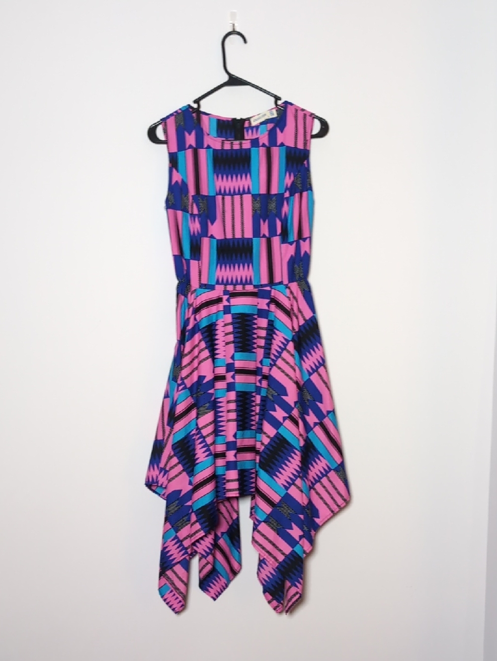 Vintage Geometric Assumetical 90s 80s Dress. Small. Pink Blue, Tribal, Retro USA